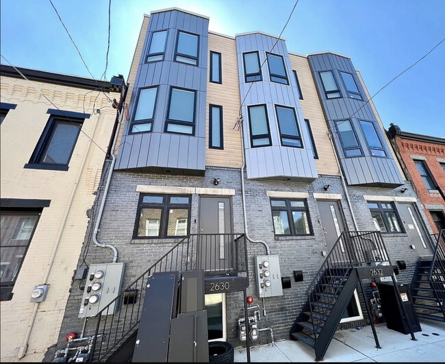 Primary Photo - 2632 Manton St