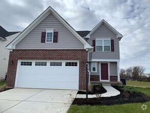 Building Photo - 3 Bed 2.5 Bath Built in 2021! Ready for Mo...