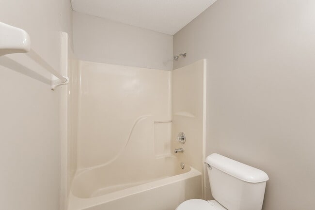 Building Photo - 1030 Nolan Ln