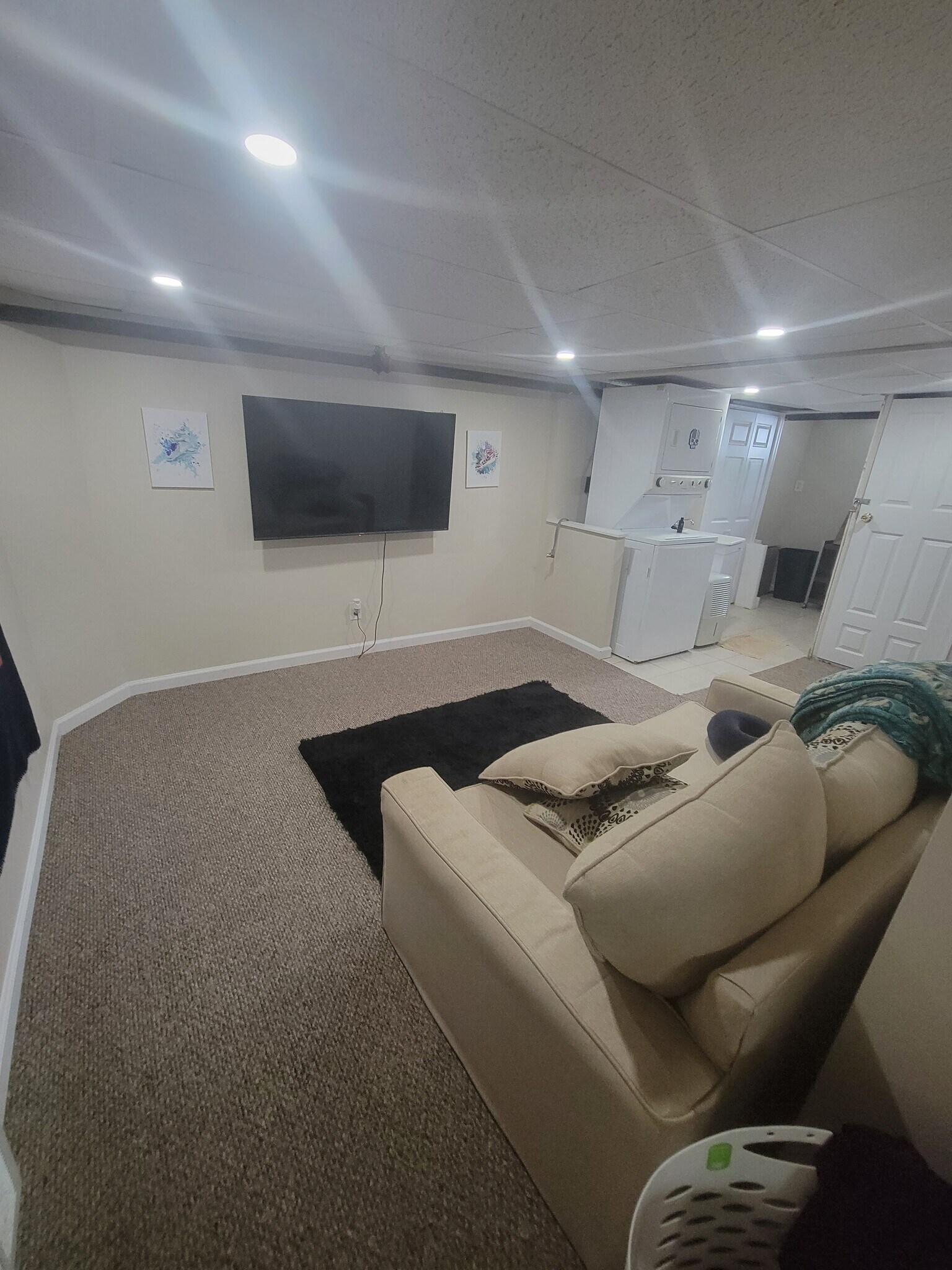 Building Photo - 933 Bleigh Ave