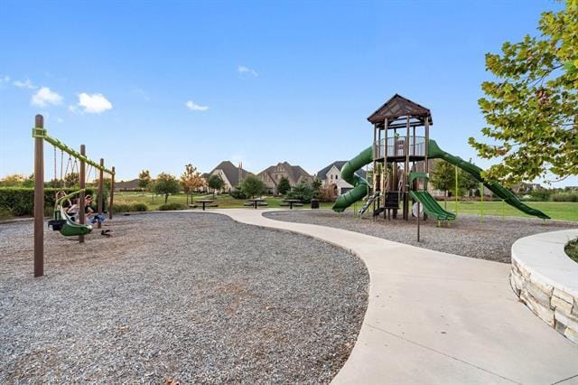 Building Photo - 8109 Mdw Vly Dr