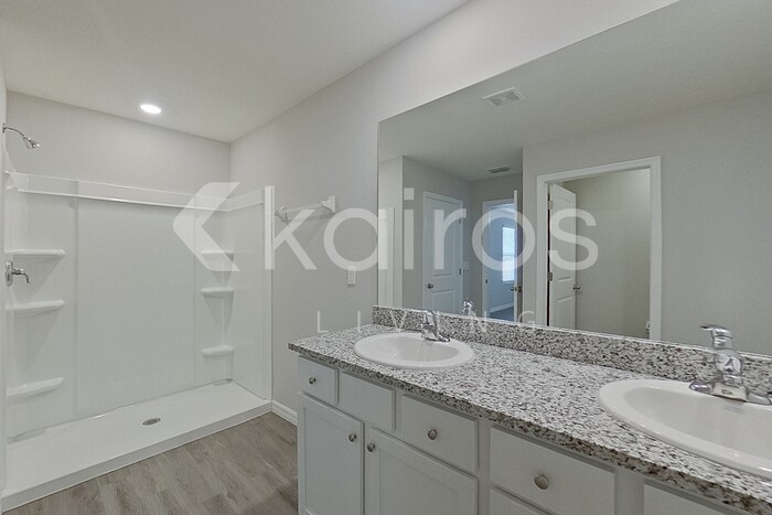 Building Photo - 8614 SW 43rd Ter