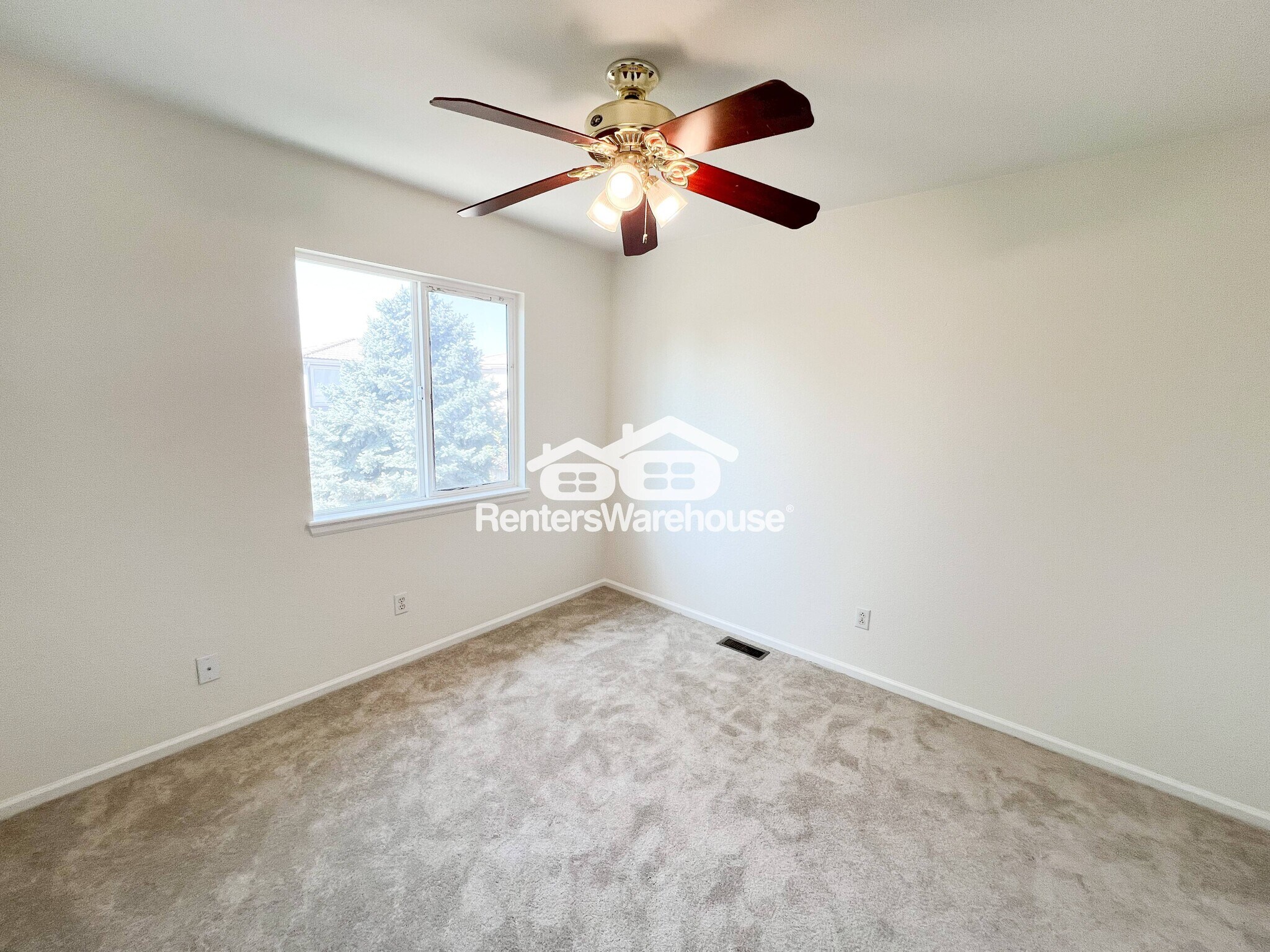 Building Photo - 4504 E Lyndenwood Cir