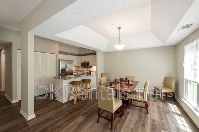Building Photo - 3067 Steeplechase Dr
