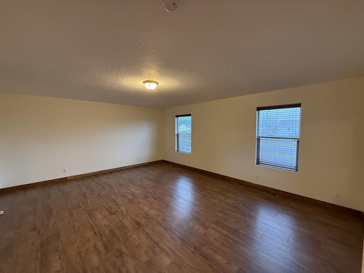 Building Photo - 3420 W Pescador Dr