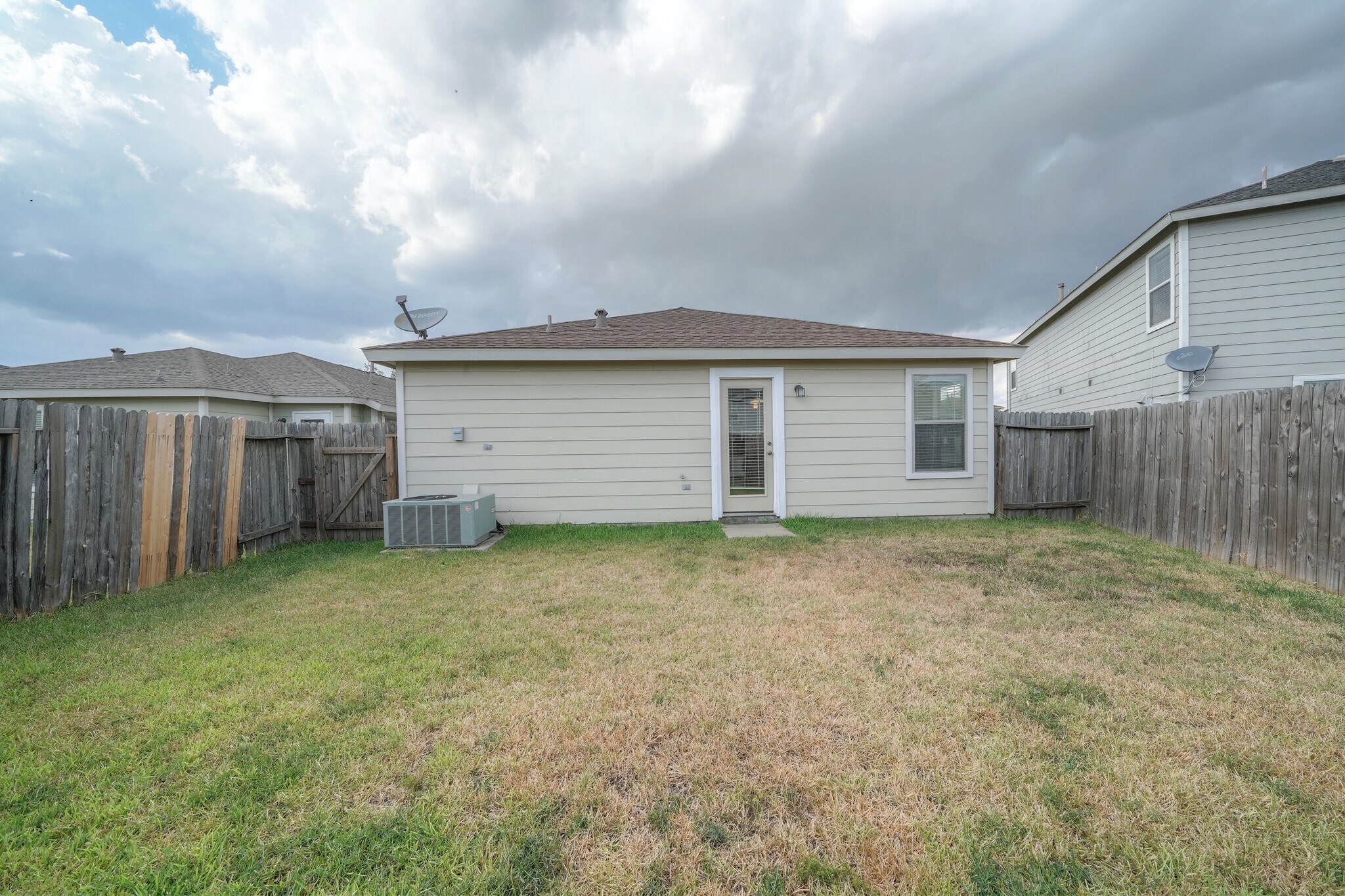 Building Photo - 20727 Cypress Crescent Ln