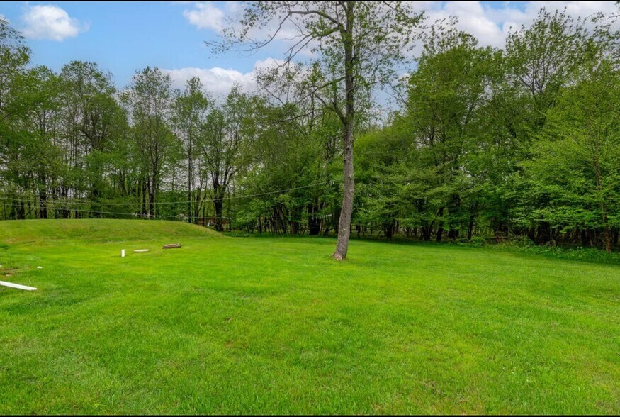 Building Photo - 644 Glen Circle Dr