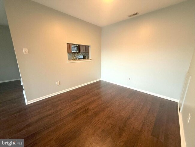 Building Photo - 2202 Tanglewood Ct