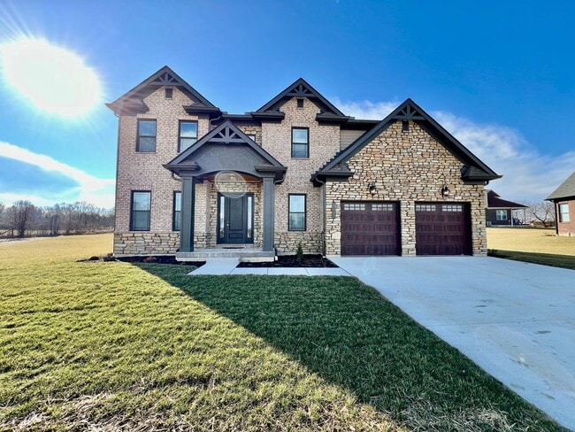 Building Photo - Luxury Home Incredible master suite Liberty Twp OH