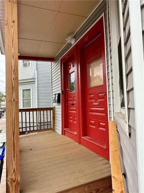 Building Photo - 57 Robin St