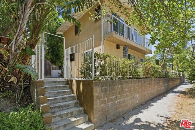 Building Photo - 12311 Bradford Pl