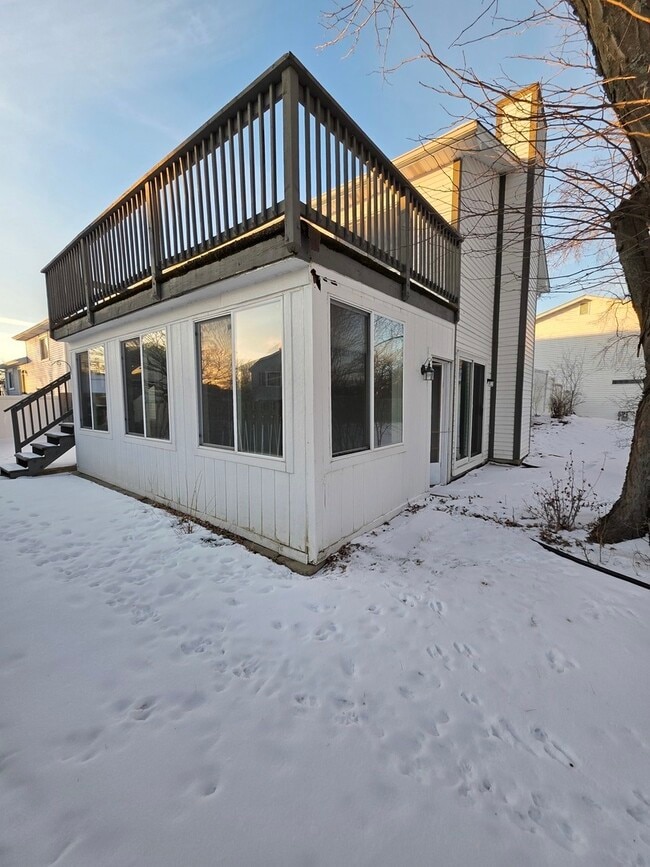 Building Photo - 1195 Old Timber Ct