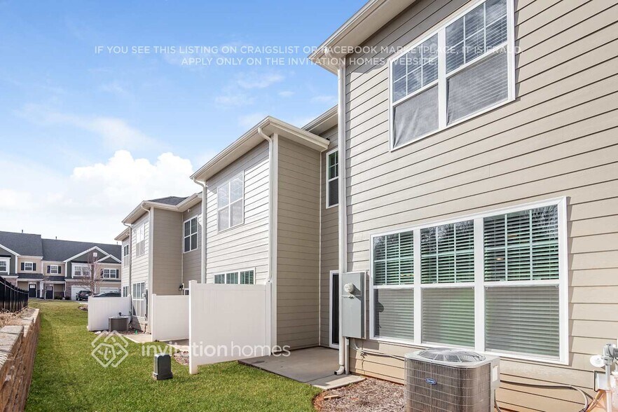 Building Photo - 7041 Harris Bay Rd