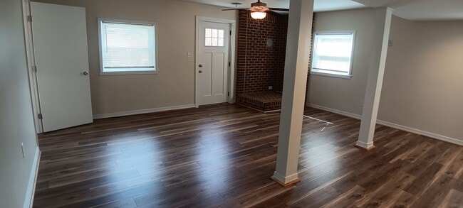 Building Photo - Christiansburg, 3 BR / 2.5 BA, Available Now
