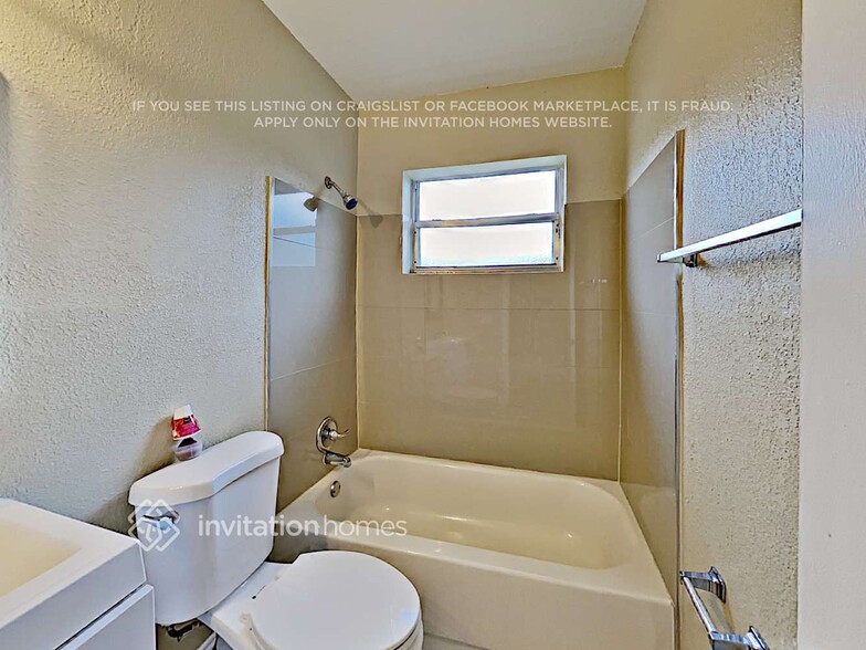 Building Photo - 6550 Coolidge St