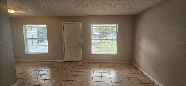 Building Photo - 333 S Osceola St