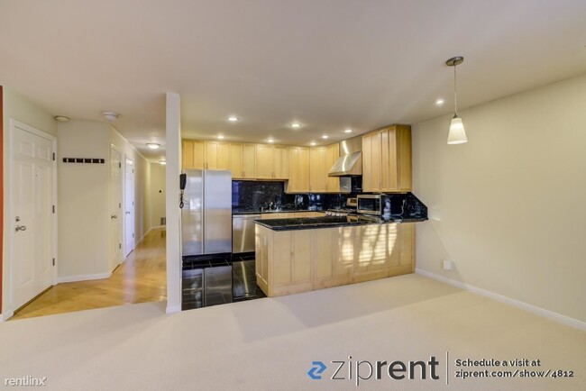 Primary Photo - 3 br, 2 bath Condo - 2577 Harrison Street,...