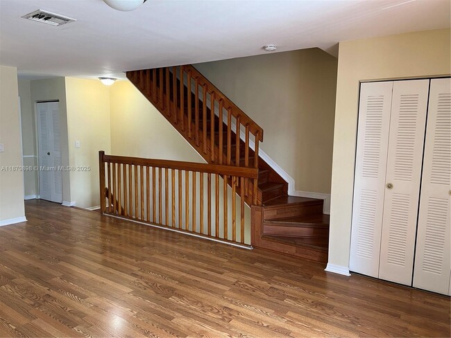 Building Photo - 9908 Hammocks Blvd
