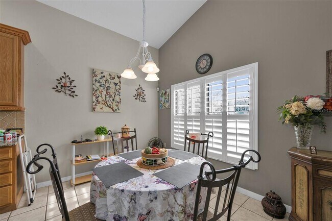 Building Photo - 9630 Green Needle Dr