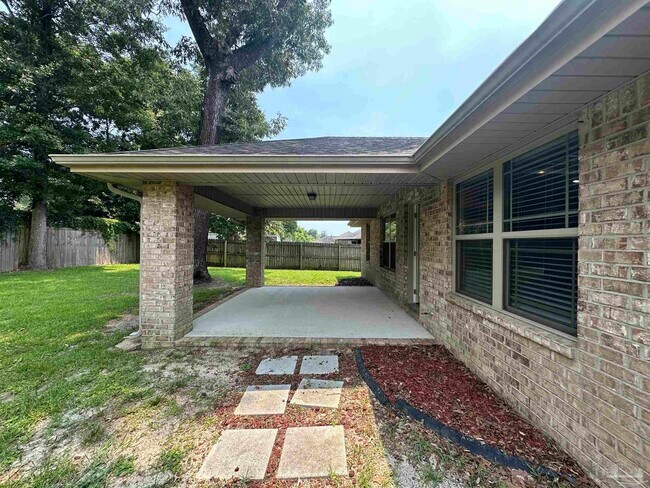 Building Photo - 4700 Belvedere Circle