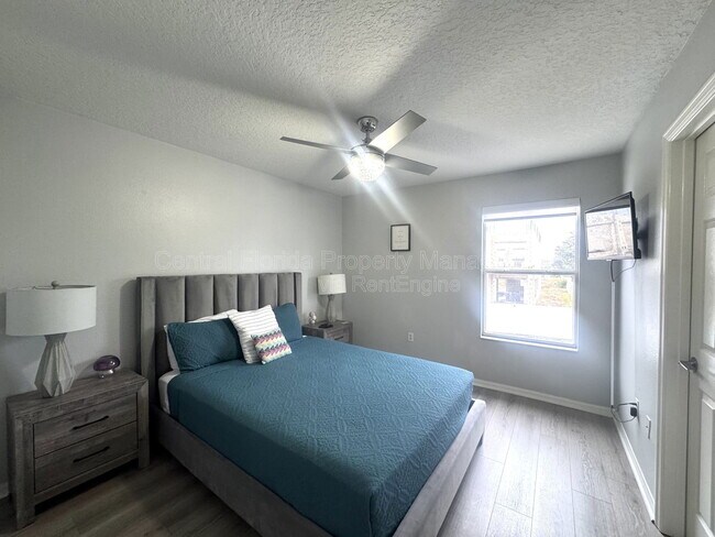 Building Photo - 736 Kildrummy Dr