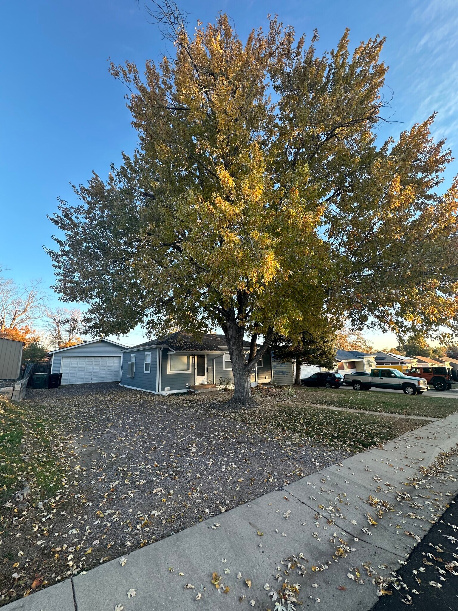 2 car detached garage - 8910 Lilly Dr