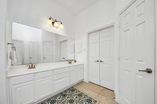 Building Photo - 18126 Rustic Brook Ct