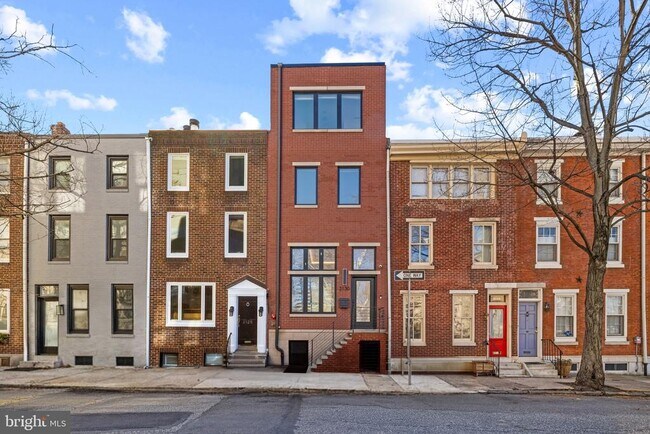 Building Photo - 2130 Spring St