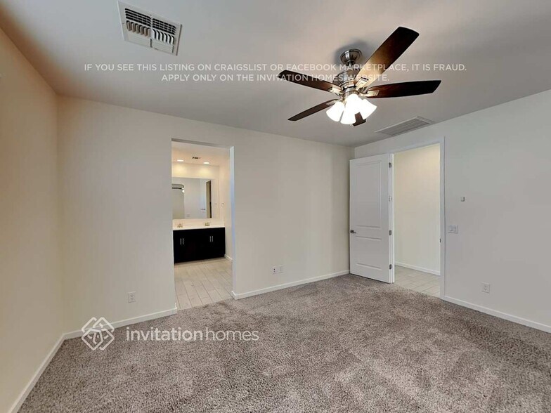 Building Photo - 17660 W Fetlock Trl