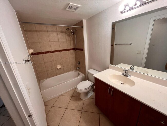 Building Photo - 6529 Emerald Dunes Dr