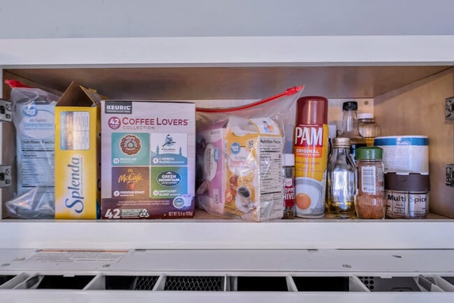 Building Photo - 3317 W St Conrad St