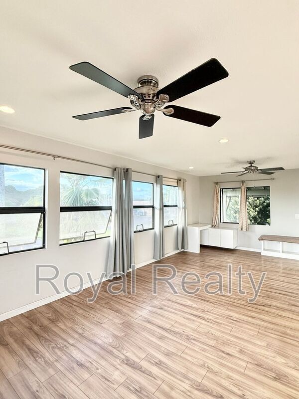 Building Photo - 95-349 Kuahelani Ave