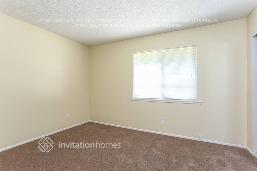 Building Photo - 6349 Orange Knoll Ave