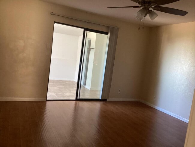 Building Photo - 36818 Little Leaf Dr