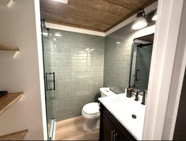 Building Photo - 2895 White Mountain Hwy