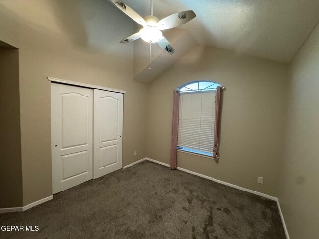 Building Photo - 398 Bentridge Drive