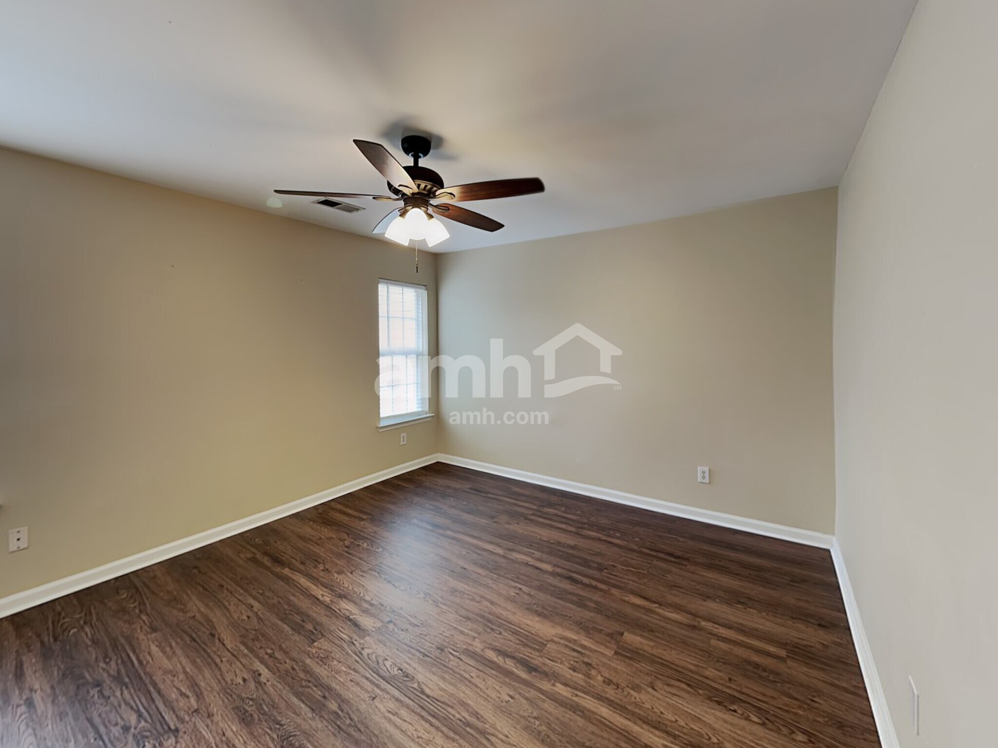 Building Photo - 3210 Revere Rd