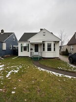 Building Photo - 218 W Capistrano Ave