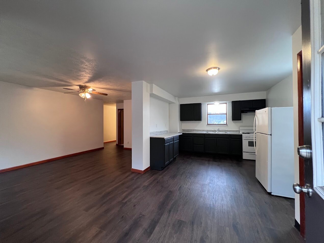 Building Photo - 184 Pennsylvania Ave