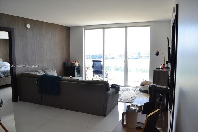 Building Photo - 50 Biscayne Blvd