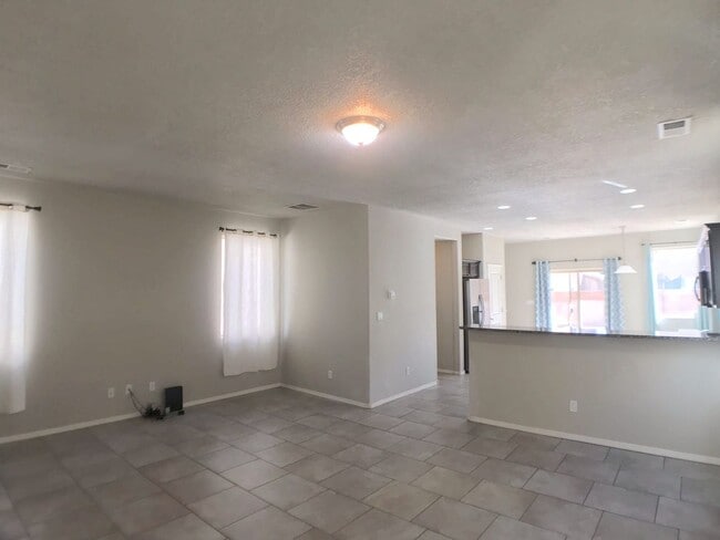 Building Photo - Beautiful 3-Bedroom Home in Tierra Oeste – Modern Comfort in NW Albuquerque