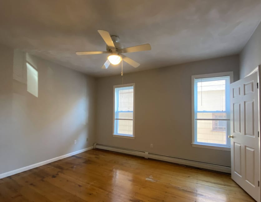 Building Photo - 11 Beacon St