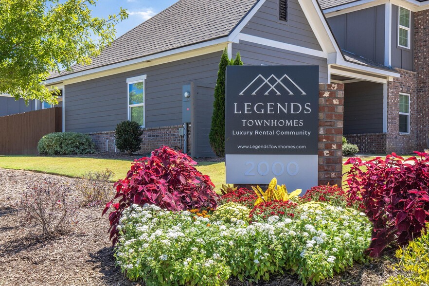 Primary Photo - Legends Townhomes