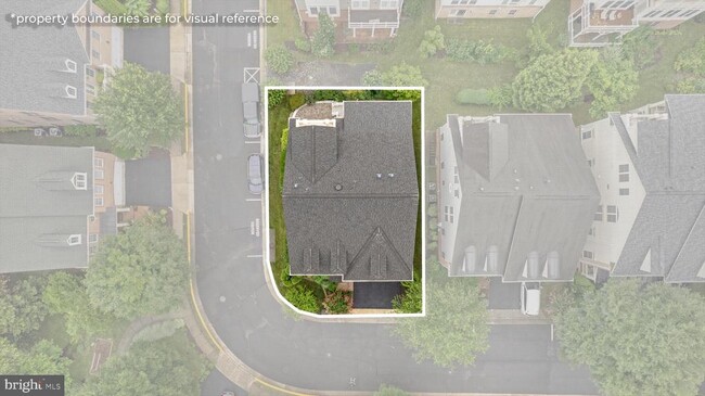 Building Photo - 8880 Olive Mae Cir