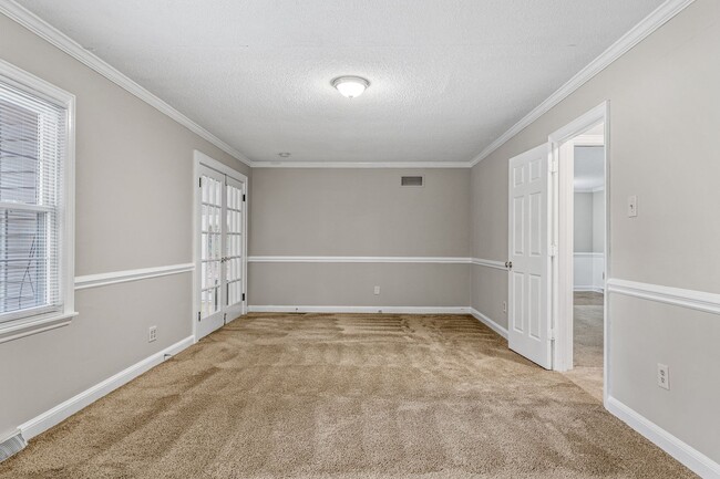 Building Photo - McLeansville - Minutes from Elon & Greensboro!  Brick Duplex on a few Acres, Den, SS Appliances, ...