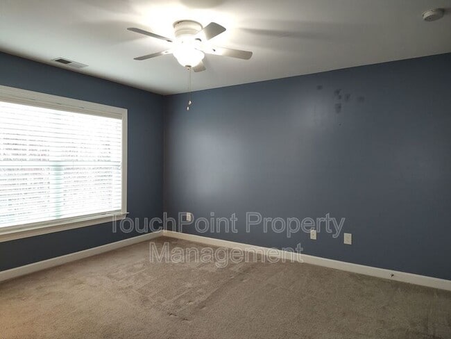 Building Photo - 4009 Oxford Mill Rd