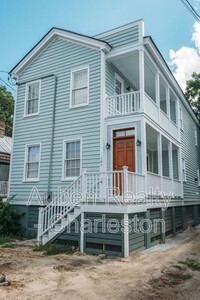 Building Photo - 10 Orrs Ct