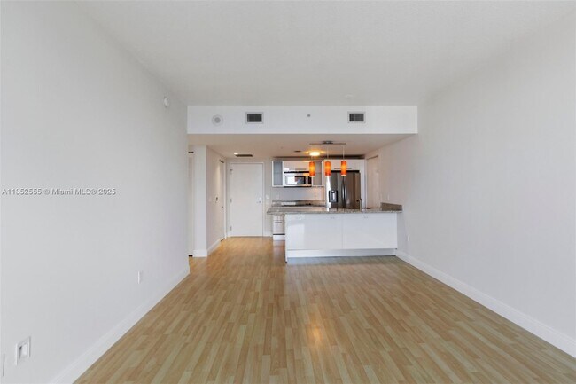 Building Photo - 185 SW 7th St