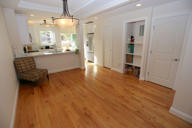 Building Photo - 237 16th St SE