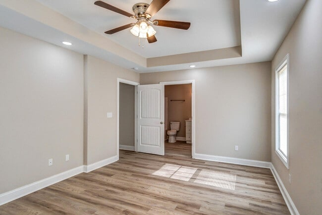 Building Photo - 102 Legacy Dr